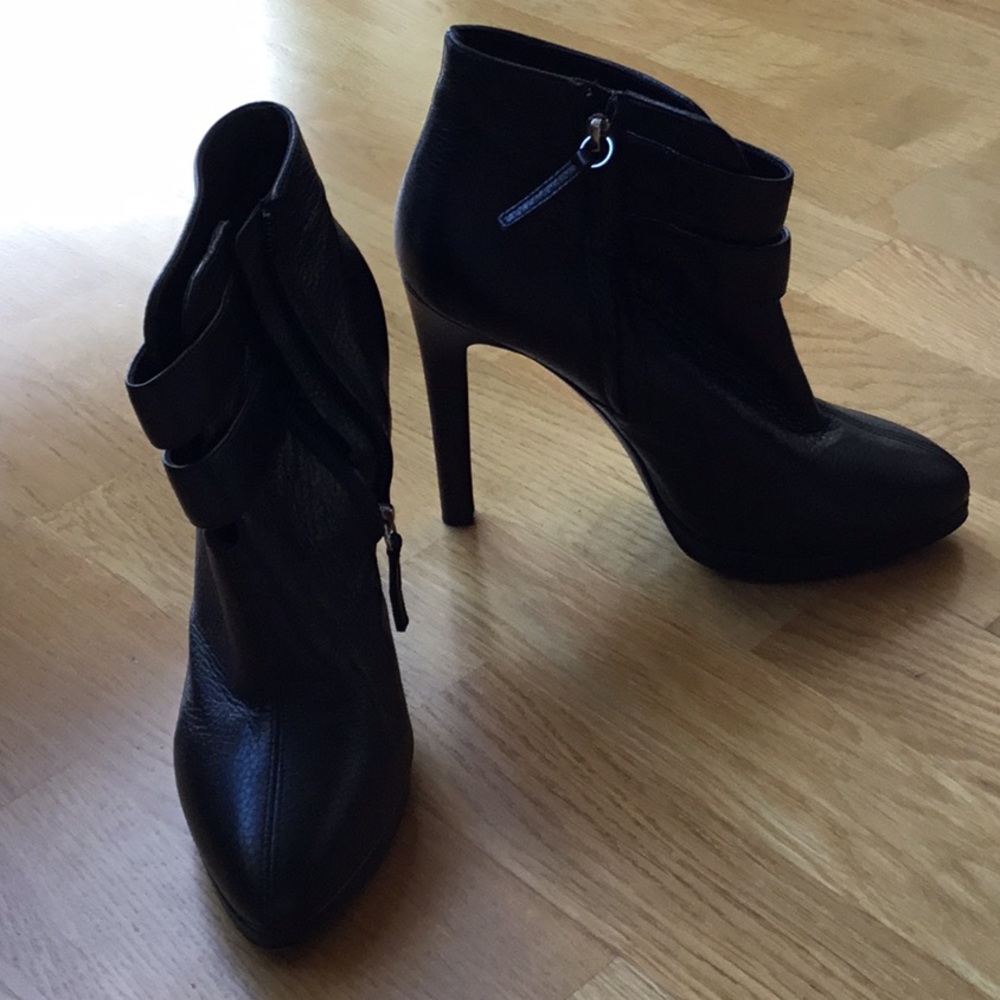 SOLD!!! Barney’s coop platform black leather bootie